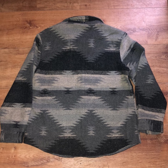 Stillwater Supply Co. Shacket - Picture 4 of 5